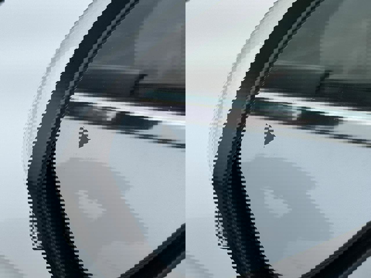 Used 2025 Mitsubishi Outlander SEL image 8