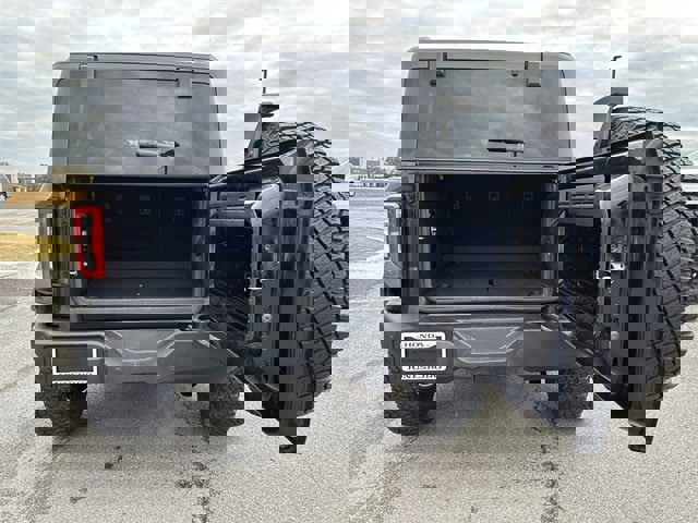 Used 2024 Ford Bronco Wildtrak image 14