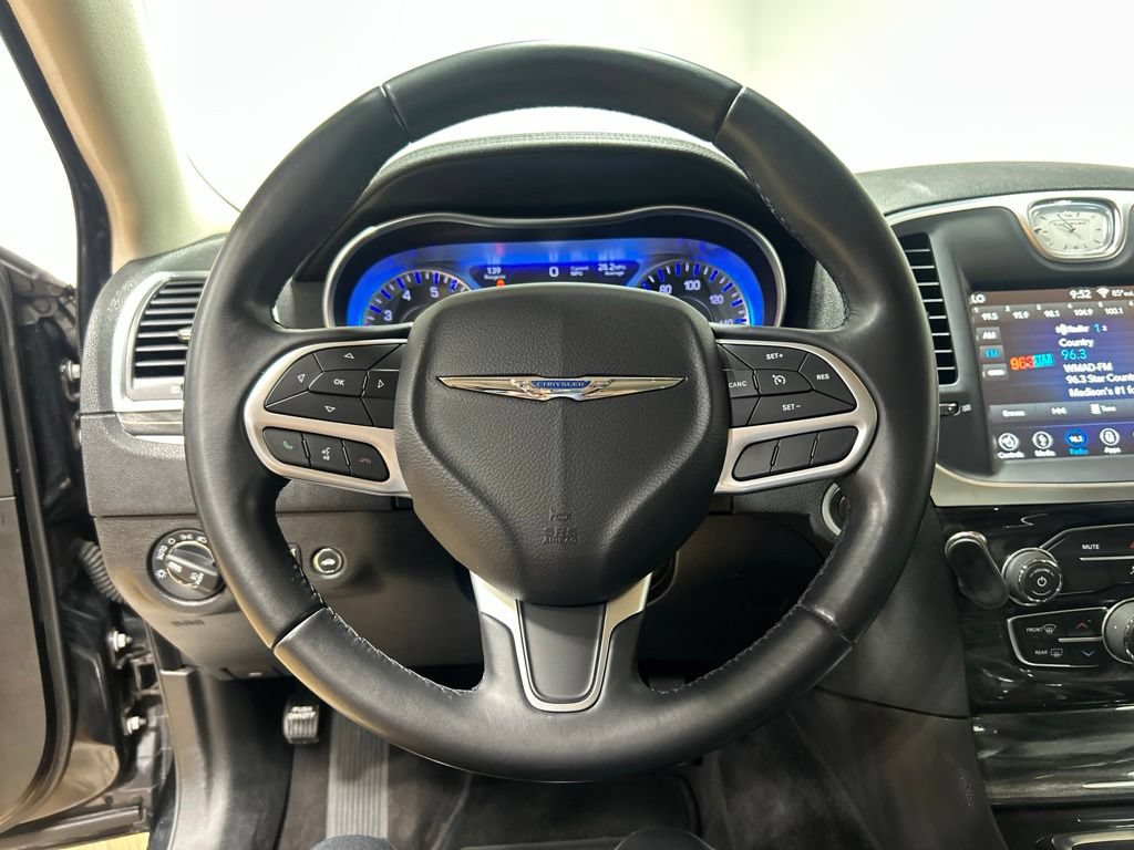 Certified 2018 Chrysler 300 Touring L AWD/4WD image 16