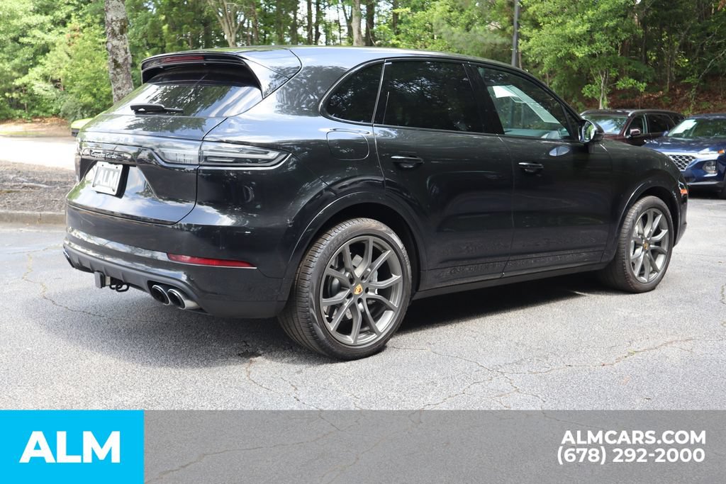 Used 2023 Porsche Cayenne Turbo AWD/4WD image 5