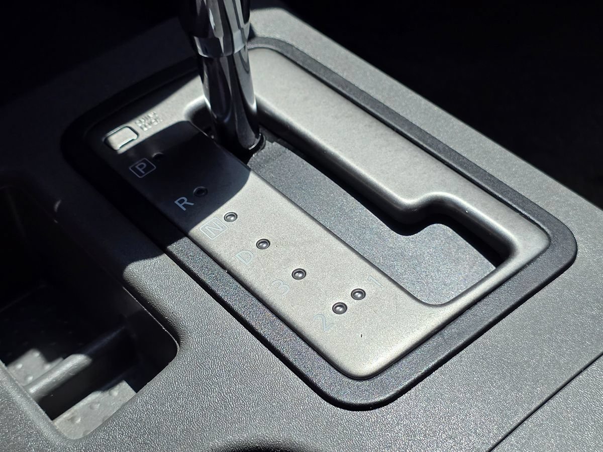 Used 2016 Nissan Frontier S RWD image 40