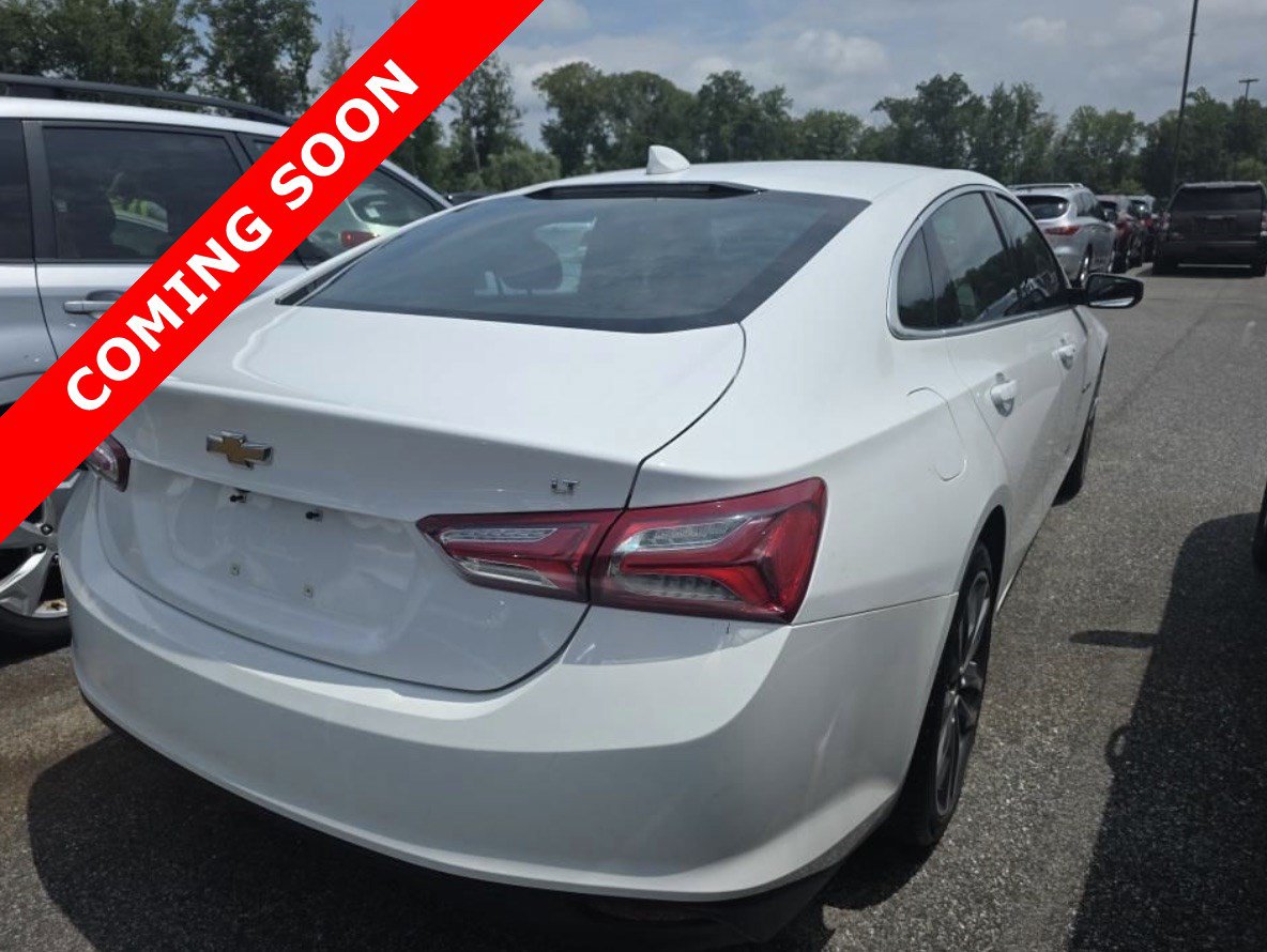 Used 2022 Chevrolet Malibu LT FWD image 4