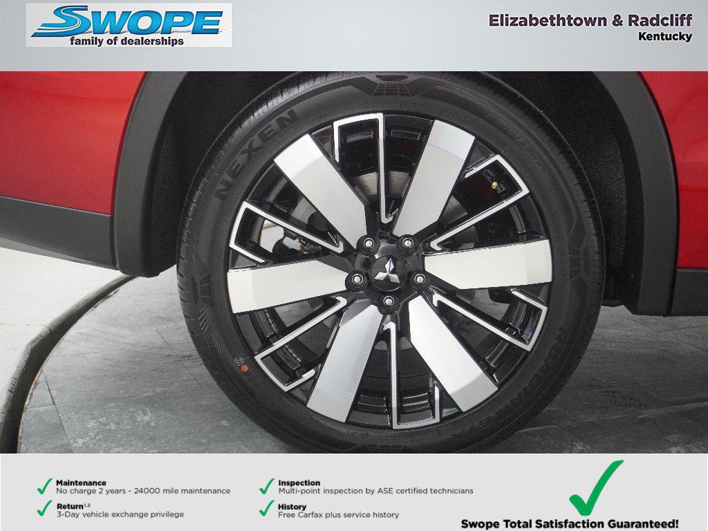 New 2025 Mitsubishi Outlander SE image 34