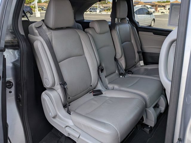 Used 2020 Honda Odyssey Touring image 7