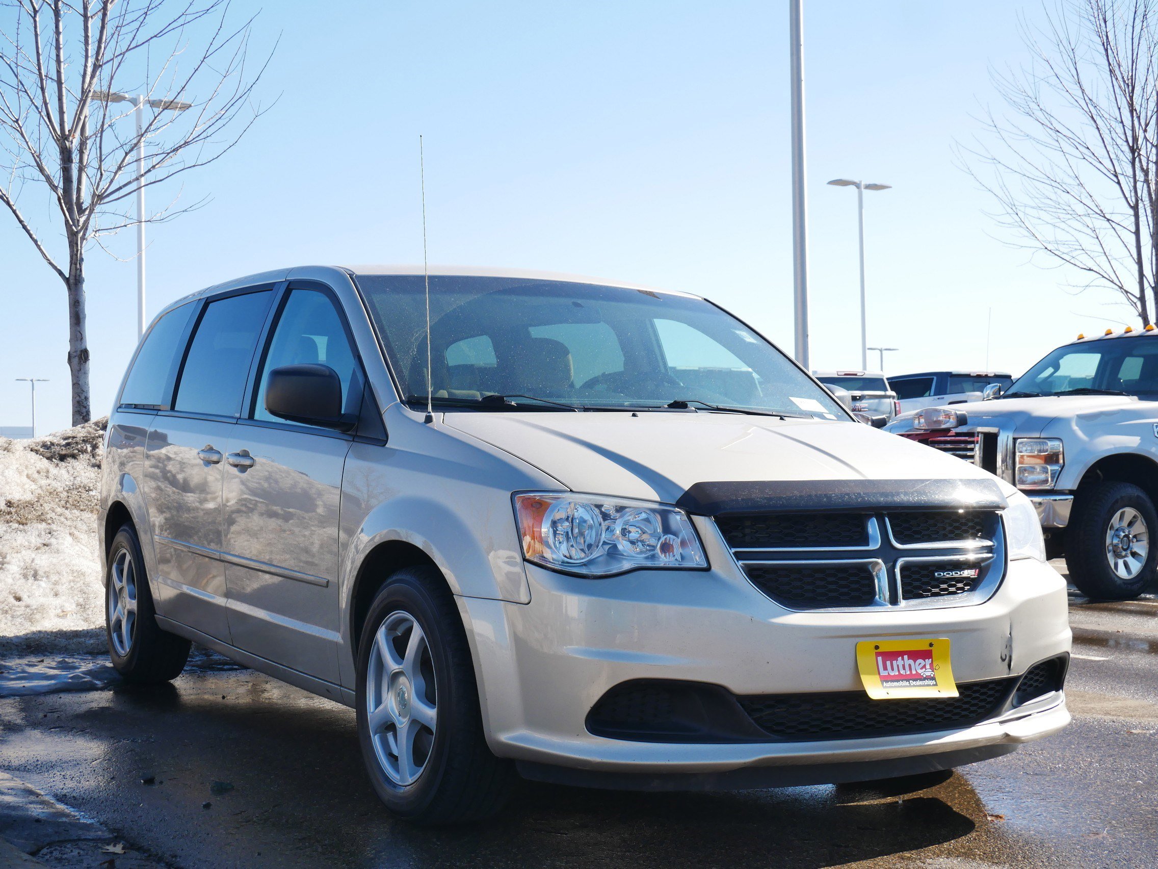 Used 2013 Dodge Grand Caravan SE image 1