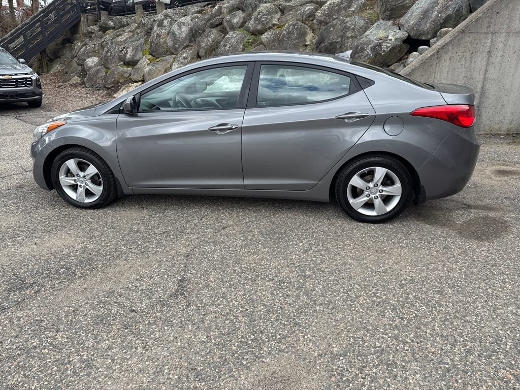 Used 2013 Hyundai Elantra GLS w/ Preferred Pkg FWD image 3