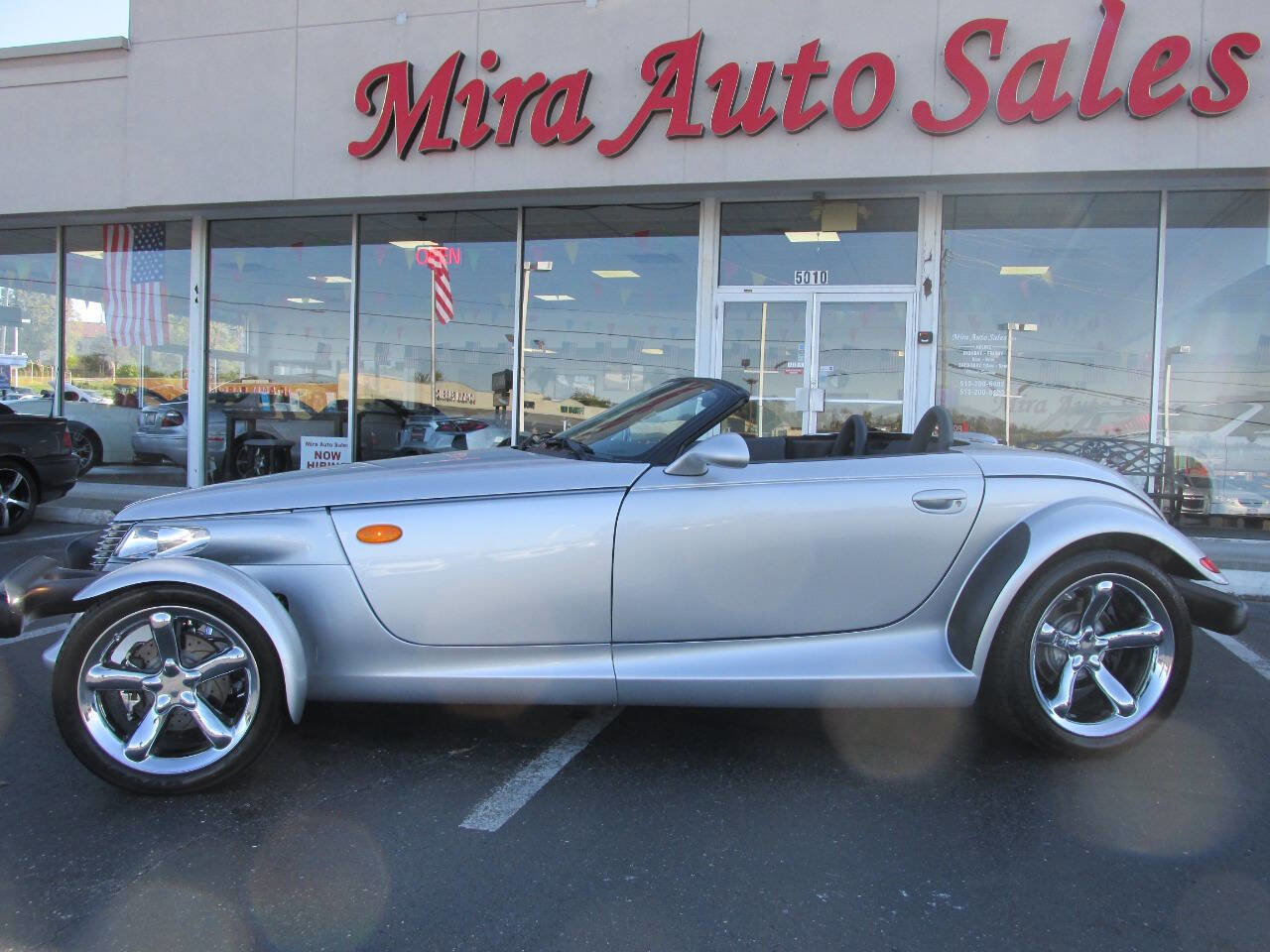 Used 2002 Chrysler Prowler image 5