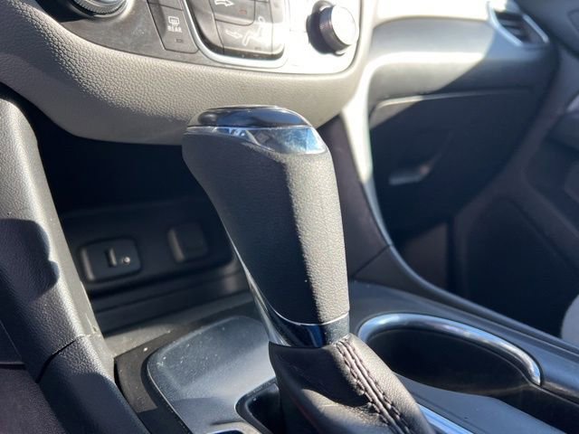 Used 2018 Chevrolet Equinox LS image 21