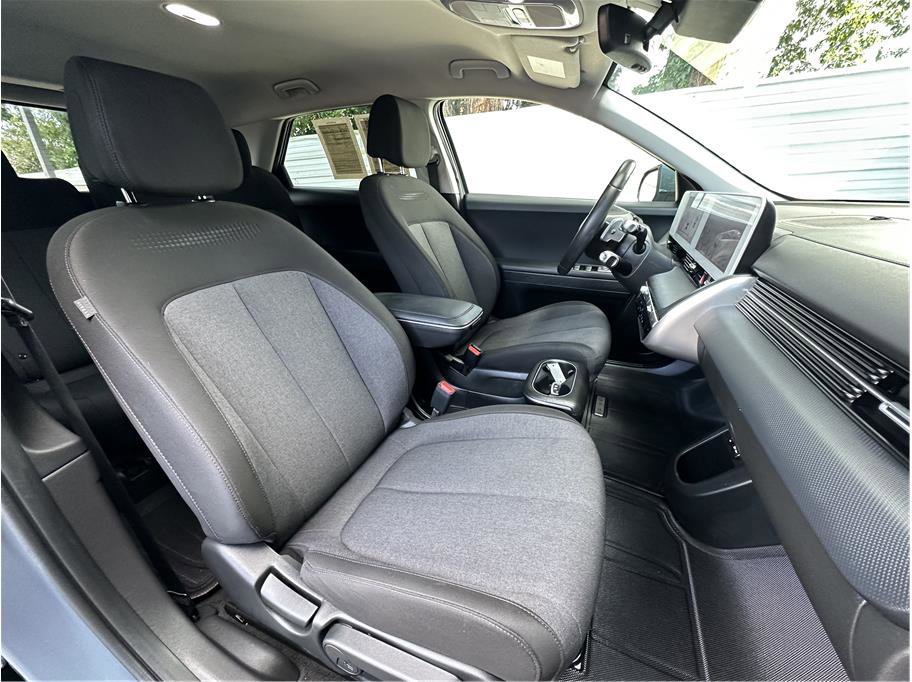 Used 2024 Hyundai Ioniq 5 SEL AWD/4WD image 4