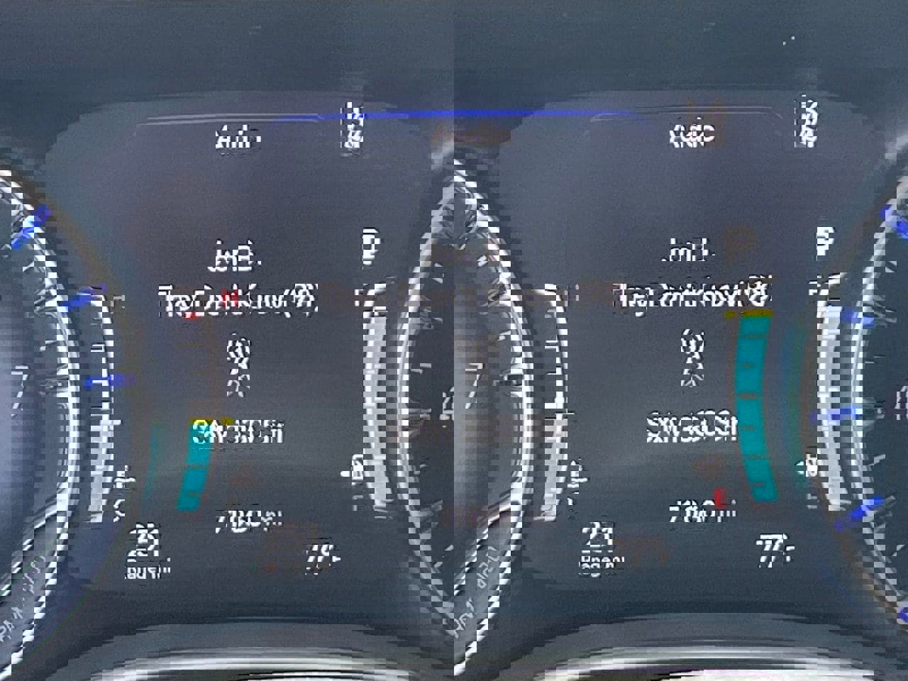 Used 2023 Chrysler Pacifica Touring-L FWD image 11