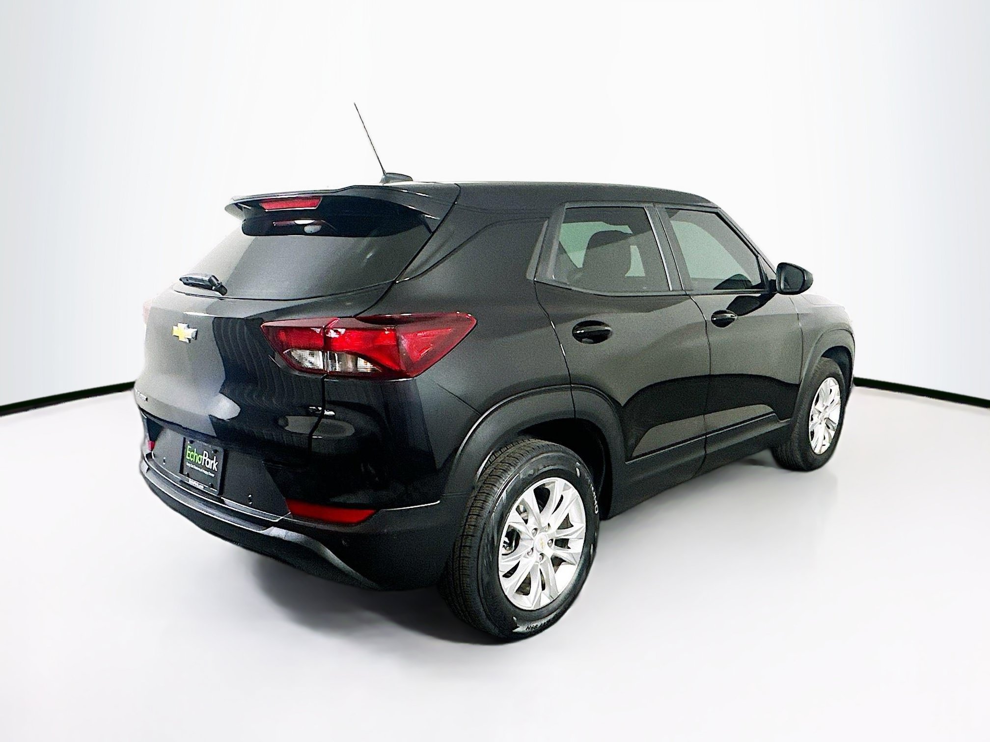 Used 2023 Chevrolet TrailBlazer LS FWD image 9