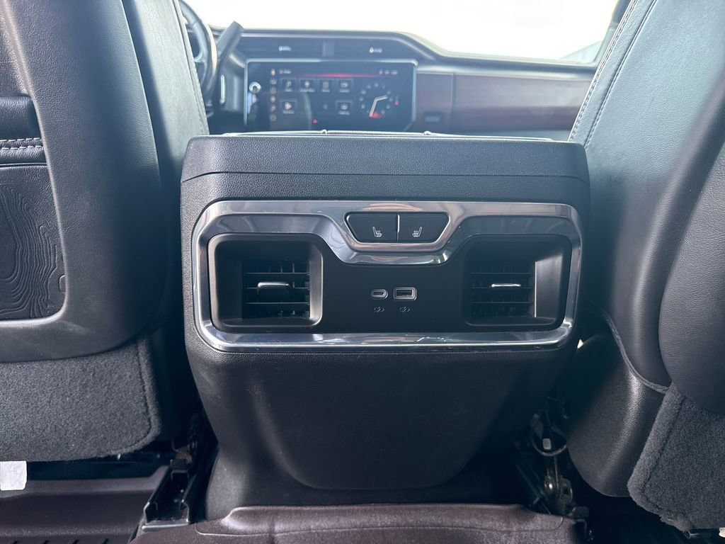 Used 2024 GMC Sierra 3500 Denali Ultimate image 33