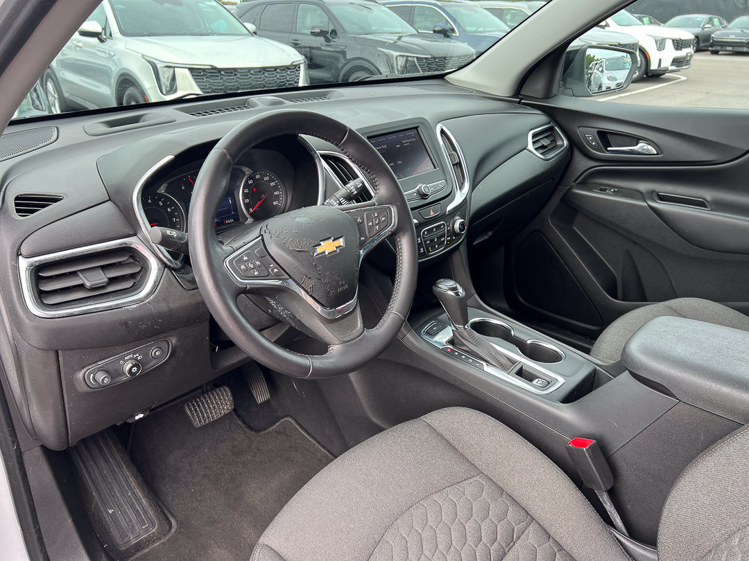 Used 2021 Chevrolet Equinox LT AWD/4WD image 19