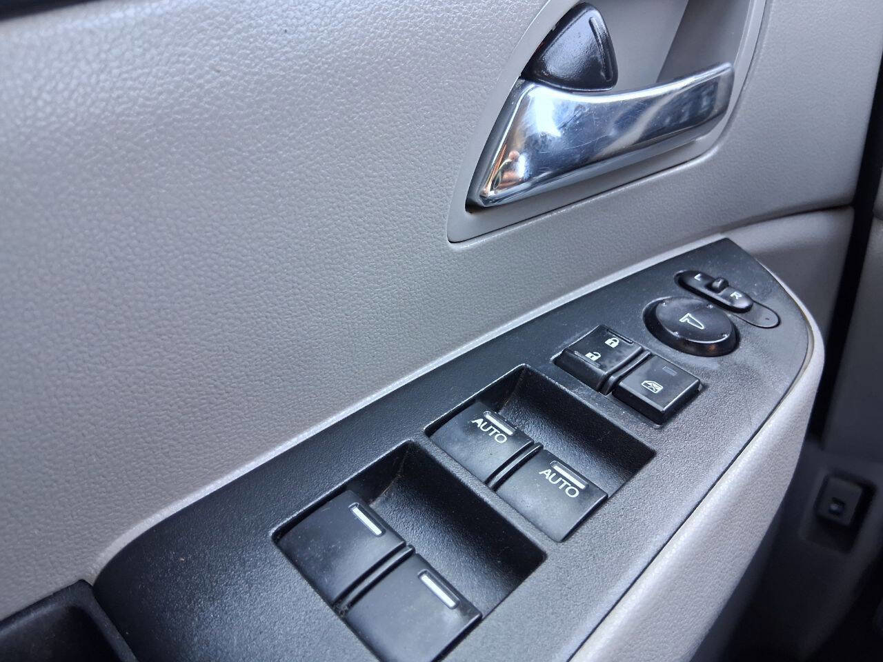 Used 2015 Honda Odyssey EX image 23