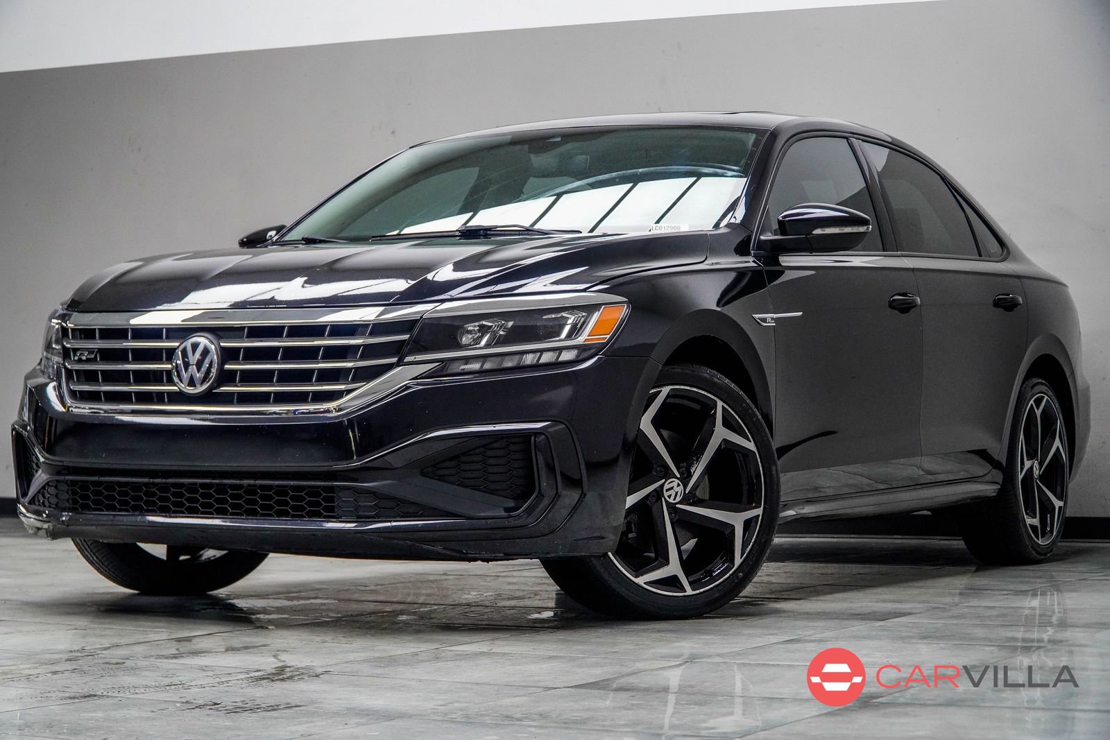 Used 2020 Volkswagen Passat 2.0T R-Line FWD image 1