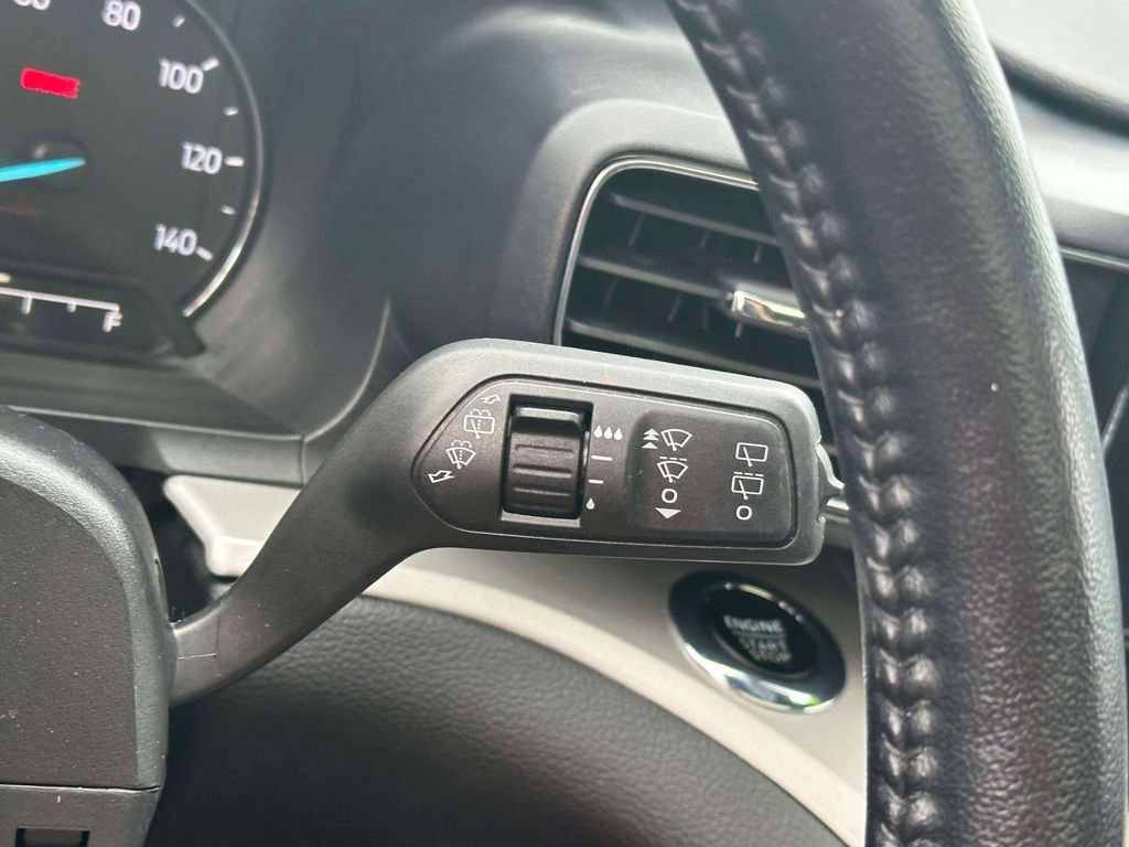 Used 2022 Ford Explorer XLT w/ Equipment Group 202A image 26