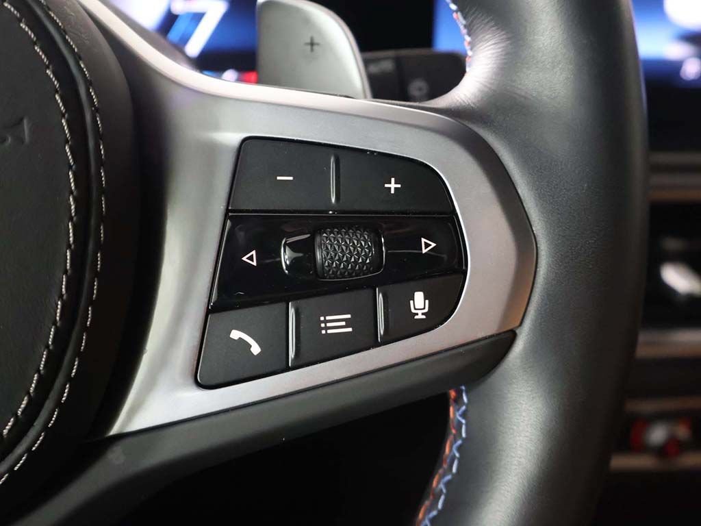 Used 2025 BMW X5 M60i w/ Executive Package AWD/4WD image 43