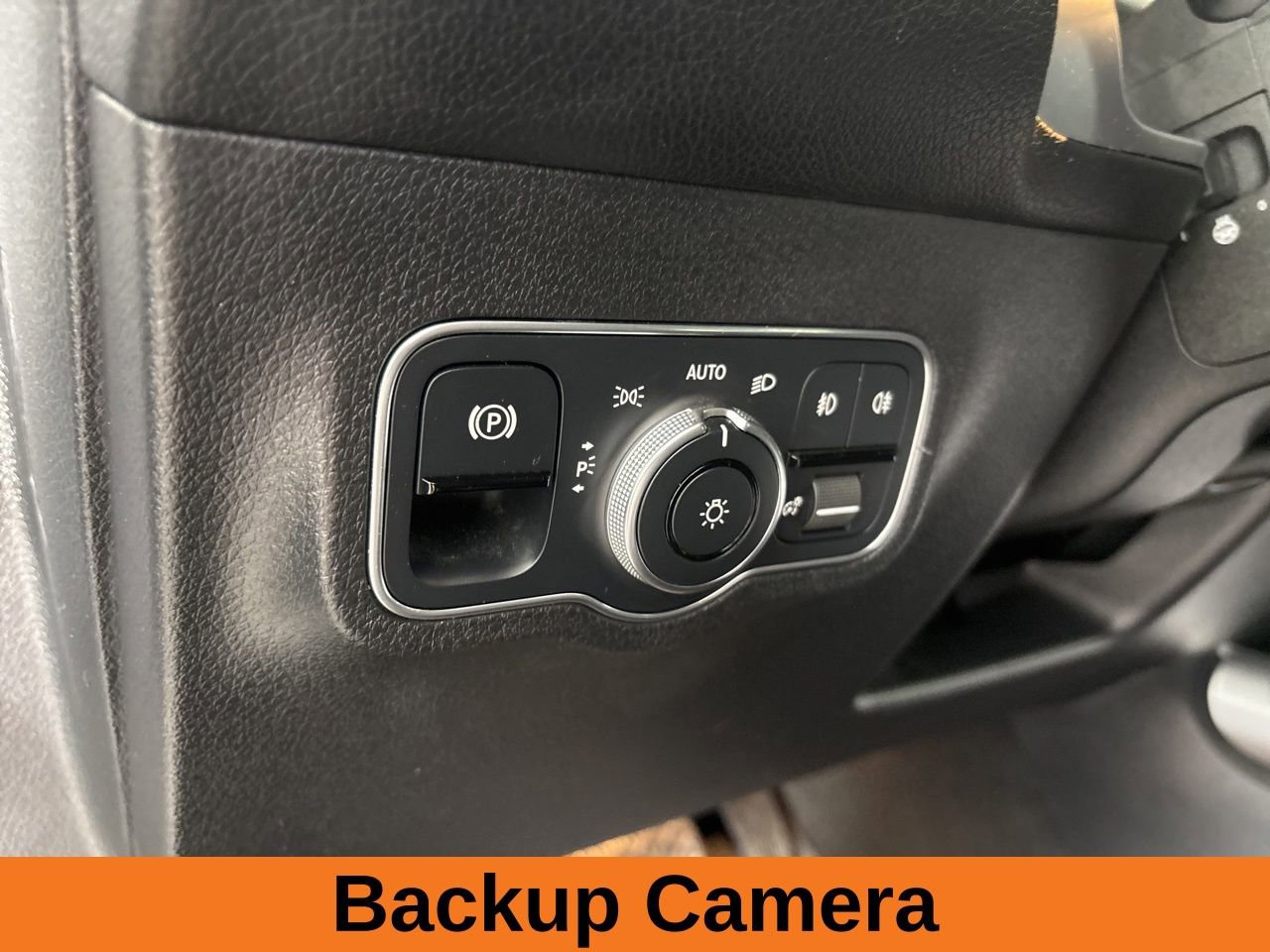 Used 2022 Mercedes-Benz GLB 250 4MATIC image 10