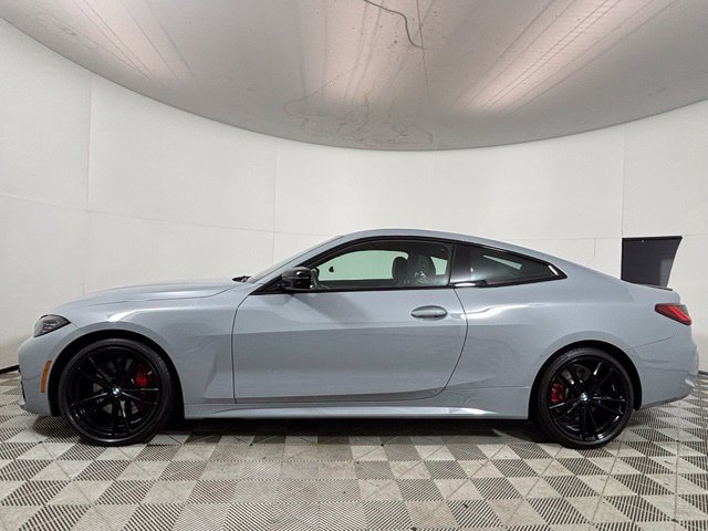 Used 2024 BMW 430i xDrive Coupe w/ M Sport Package AWD/4WD image 4