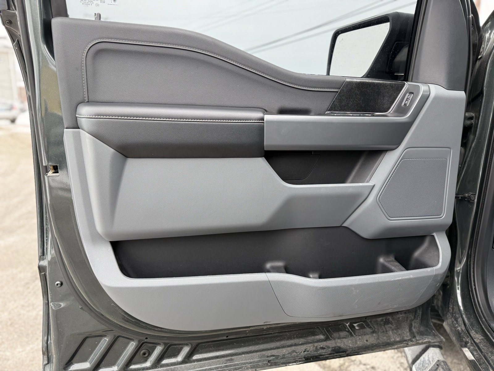 Used 2021 Ford F150 XLT w/ Equipment Group 302A High image 13