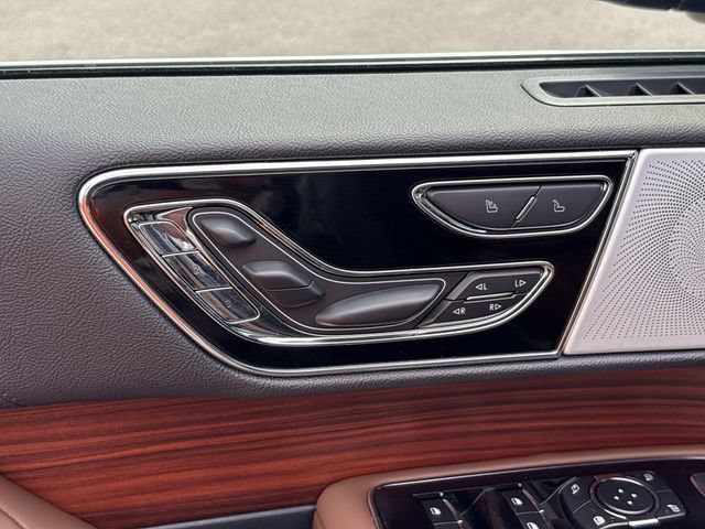 Certified 2024 Lincoln Navigator Reserve AWD/4WD image 26