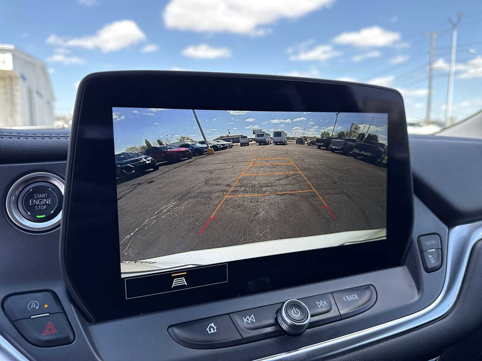 Certified 2025 Chevrolet Blazer LT FWD image 22