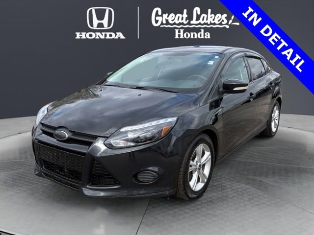 Used 2014 Ford Focus SE image 2