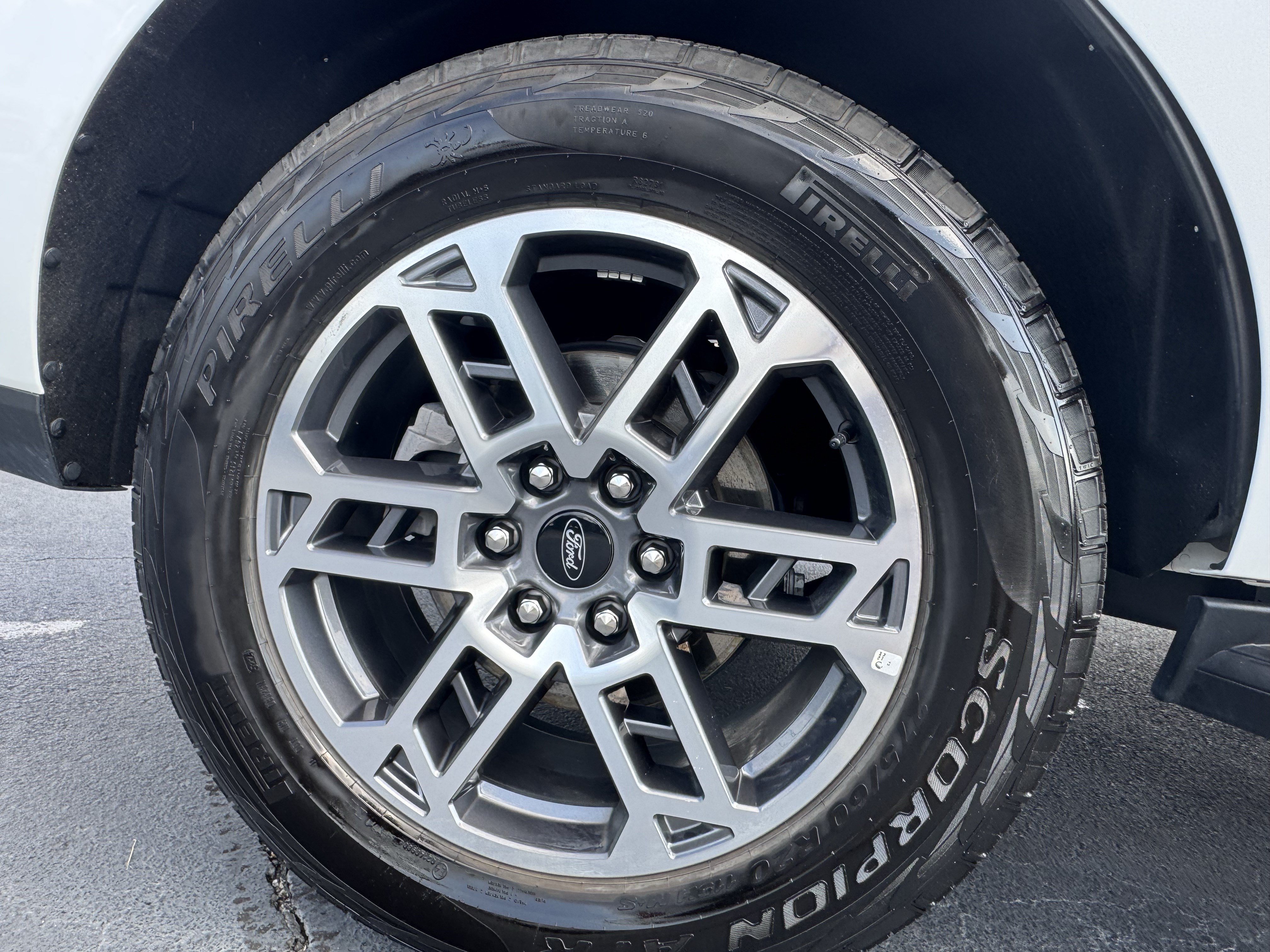 Certified 2025 Ford Expedition Active AWD/4WD image 22