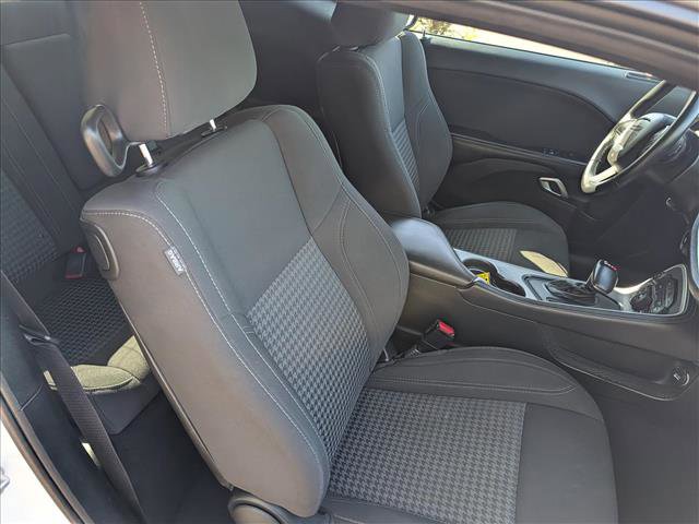 Used 2019 Dodge Challenger SXT RWD image 12