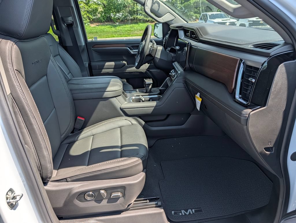 New 2026 GMC Sierra 1500 Denali w/ Denali Reserve Package AWD/4WD image 13