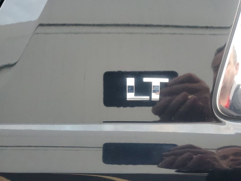 Used 2017 Chevrolet Tahoe LT image 6