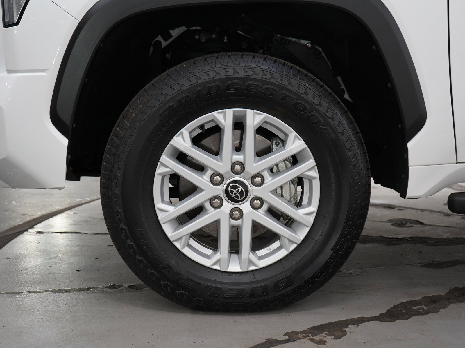 Used 2024 Toyota Tundra SR5 w/ SR5 Premium Package AWD/4WD image 29