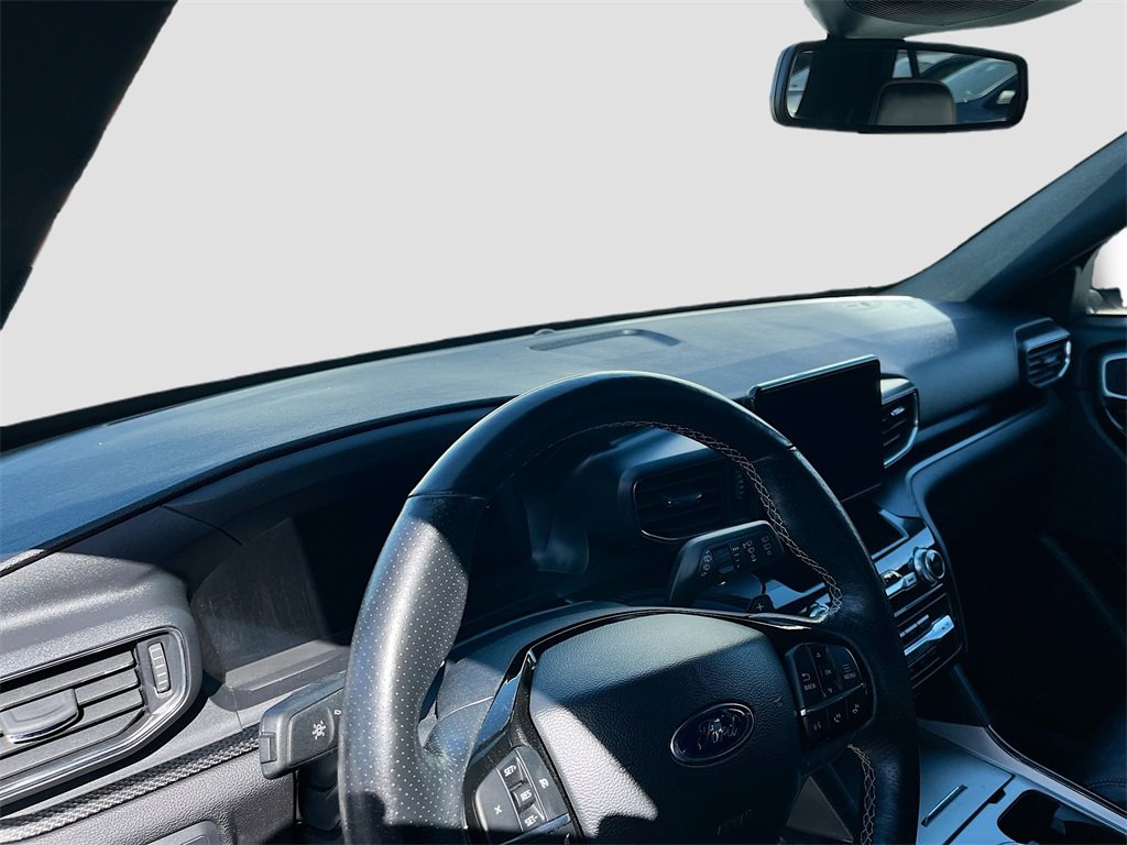 Used 2022 Ford Explorer ST image 9