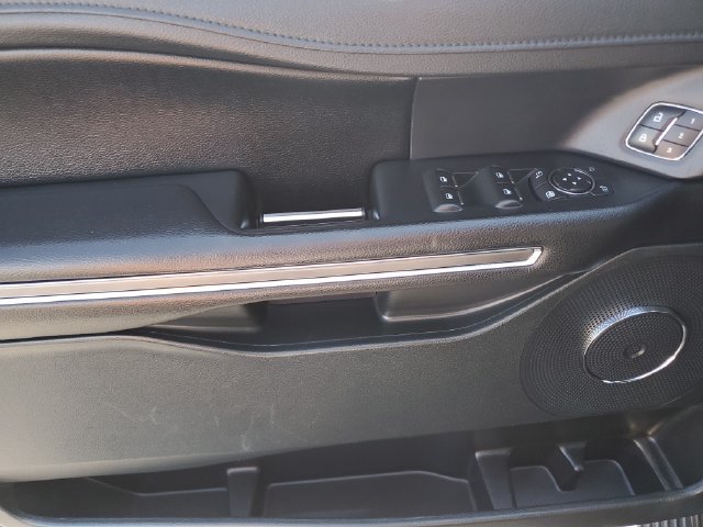 Used 2020 Ford Expedition Max XLT w/ Equipment Group 202A AWD/4WD image 20