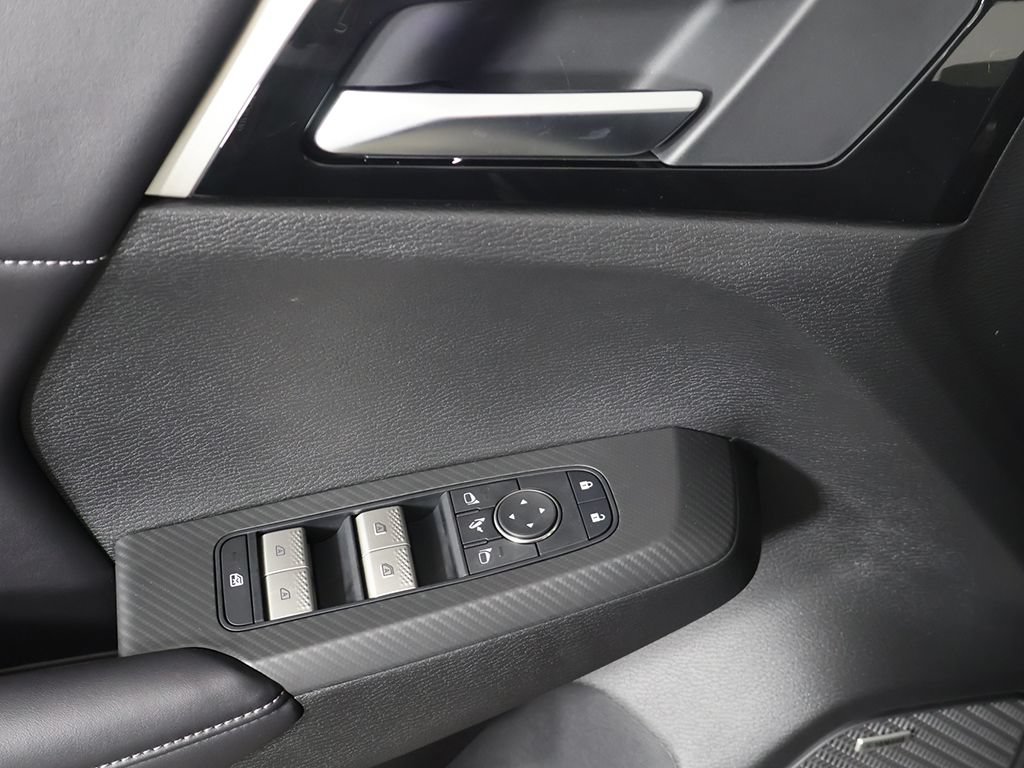 New 2026 Mitsubishi Outlander SE FWD image 37