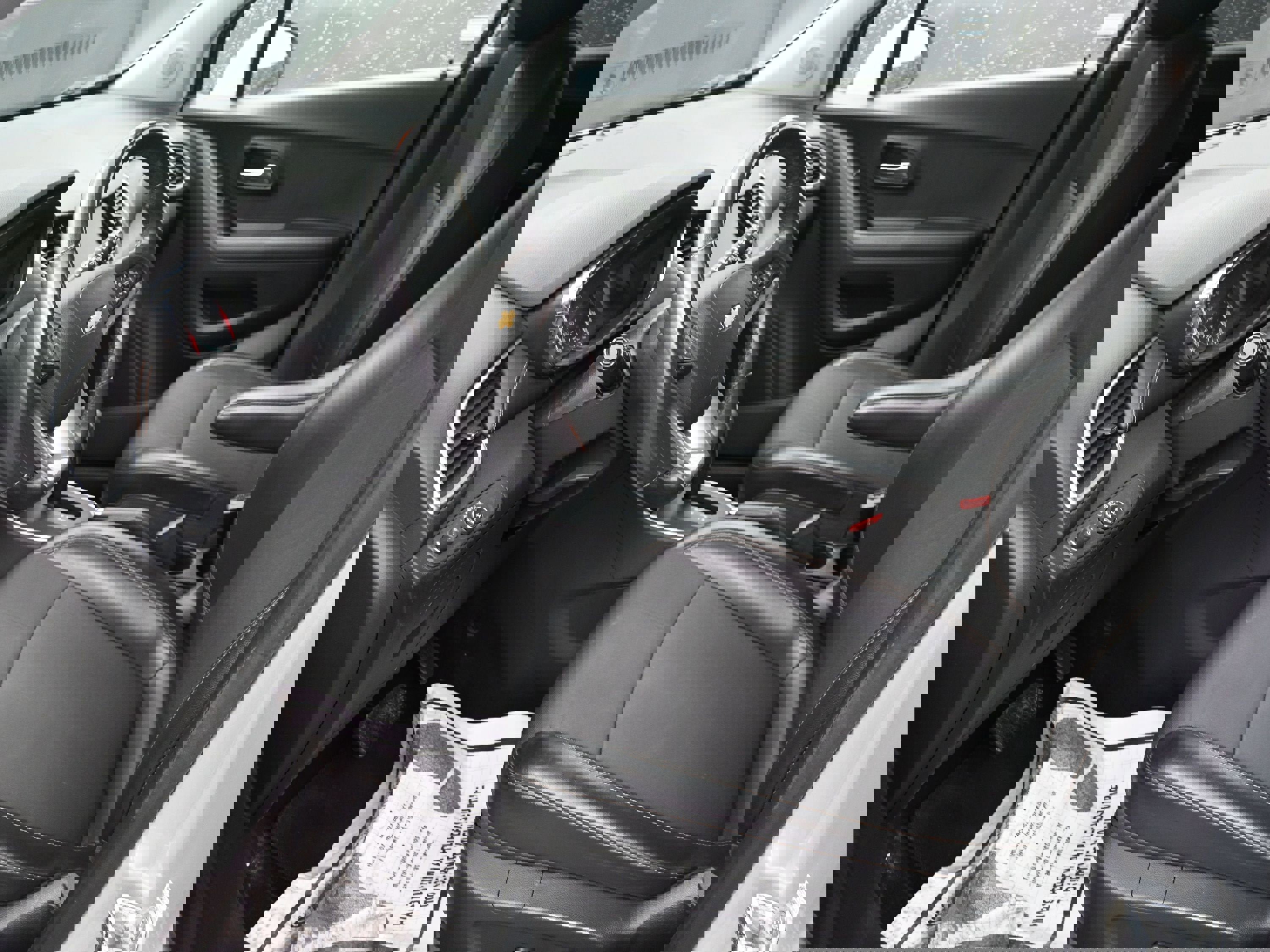 Certified 2022 Chevrolet Trax LT w/ LT Convenience Package image 9