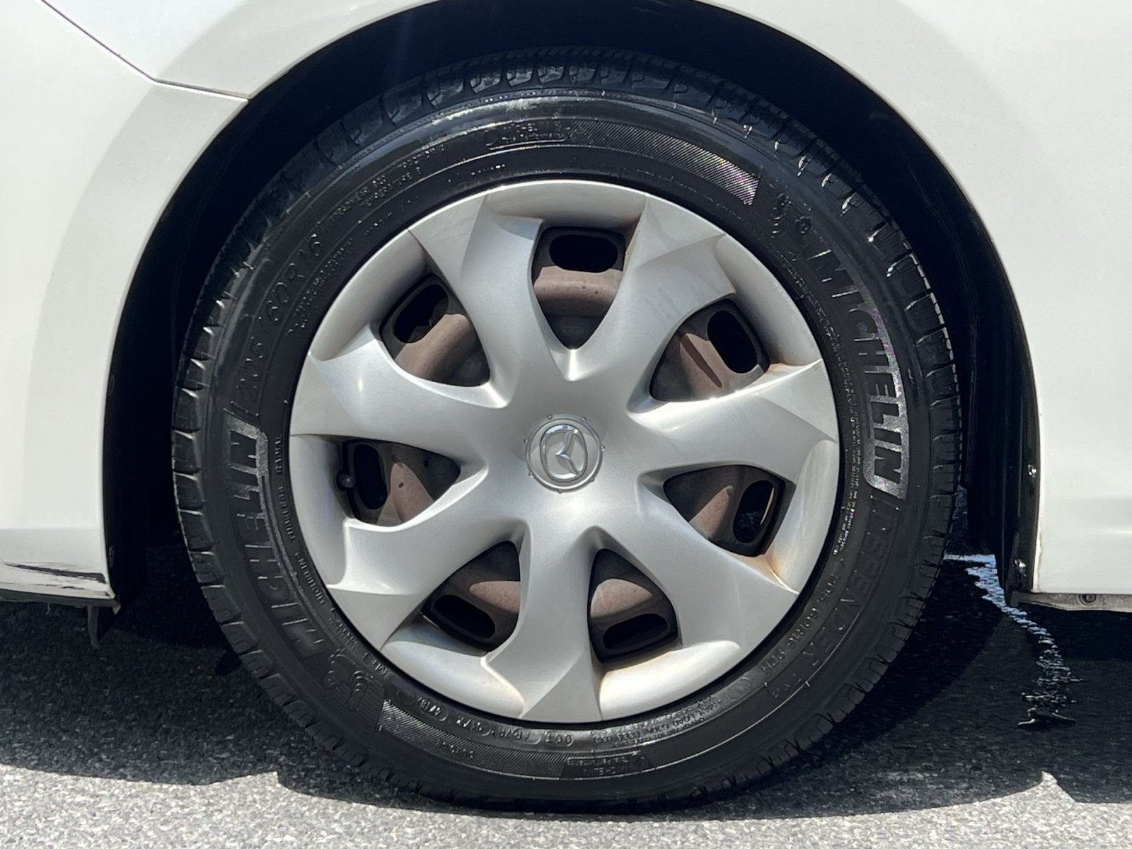 Used 2014 MAZDA MAZDA3 i Sport FWD image 17