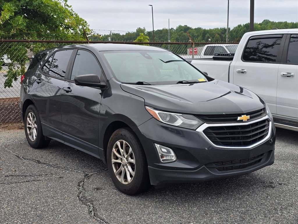 Used 2020 Chevrolet Equinox LS w/ LPO, Floor Liner Package FWD image 11