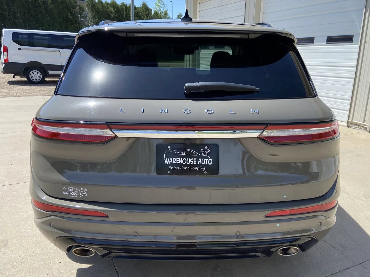 Used 2025 Lincoln Corsair Grand Touring AWD/4WD image 6