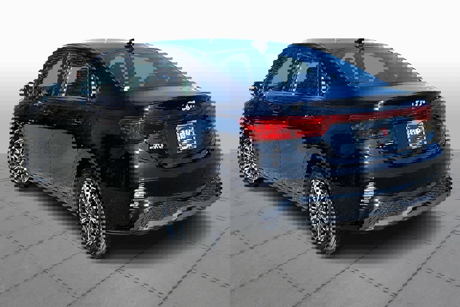 Used 2023 Kia Forte LXS w/ LXS Technology Package image 10