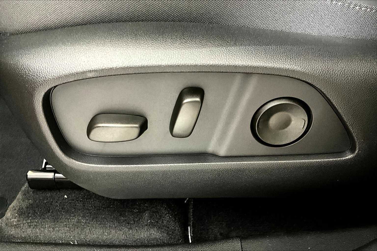 New 2026 GMC Terrain Elevation w/ Elevation Premium Package image 14