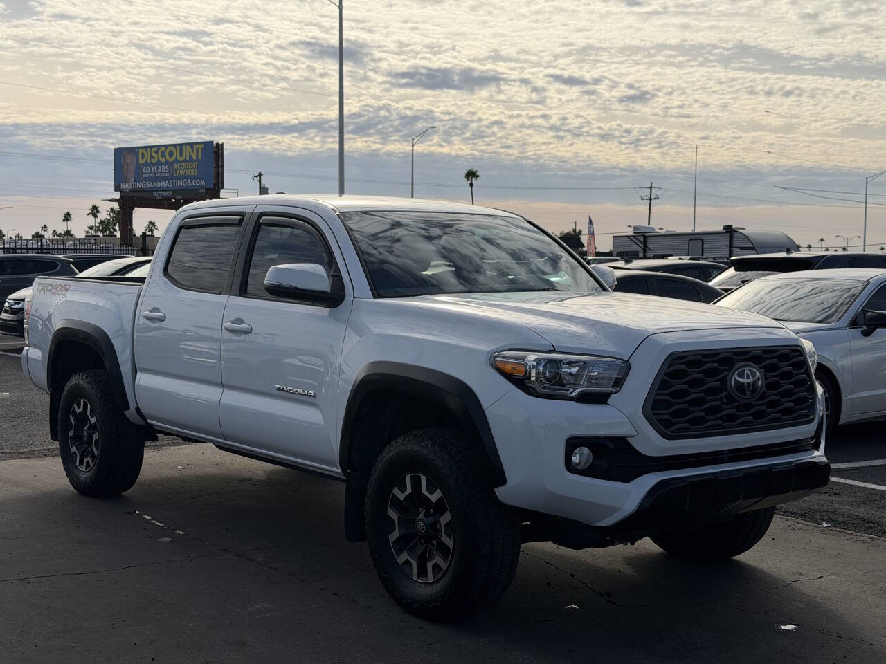 Used 2020 Toyota Tacoma TRD Off-Road w/ Technology Package image 13