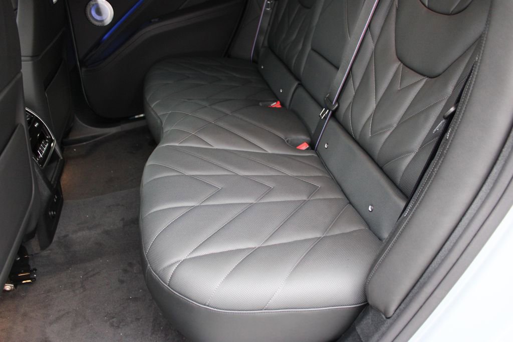 New 2026 BMW XM Label Red image 24