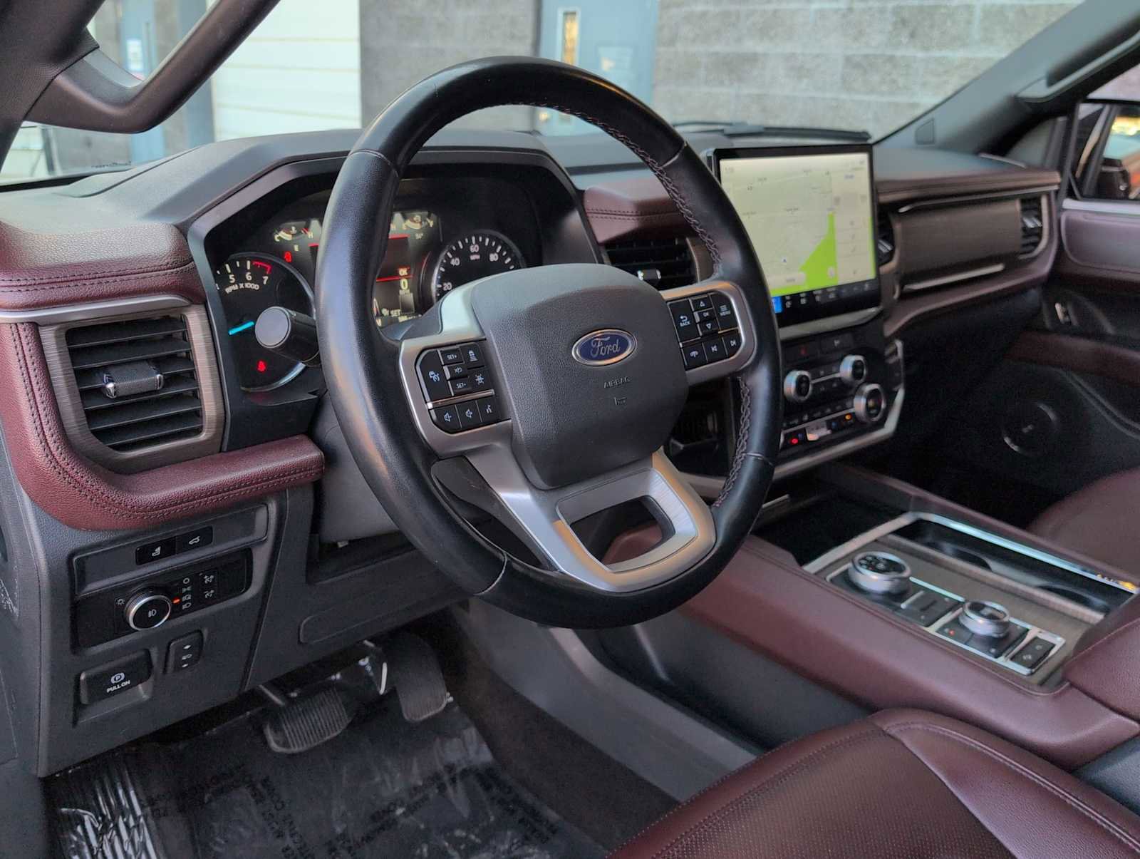 Used 2023 Ford Expedition Max Limited image 10