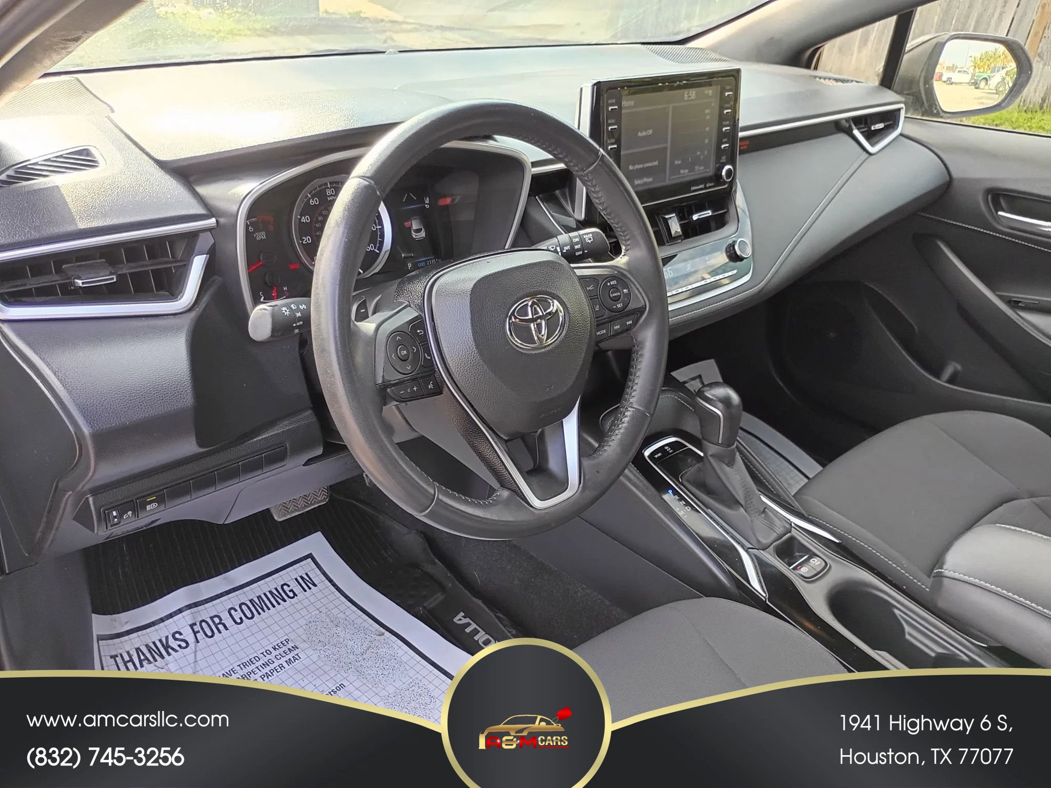 Used 2021 Toyota Corolla SE w/ SE Preferred Package FWD image 9