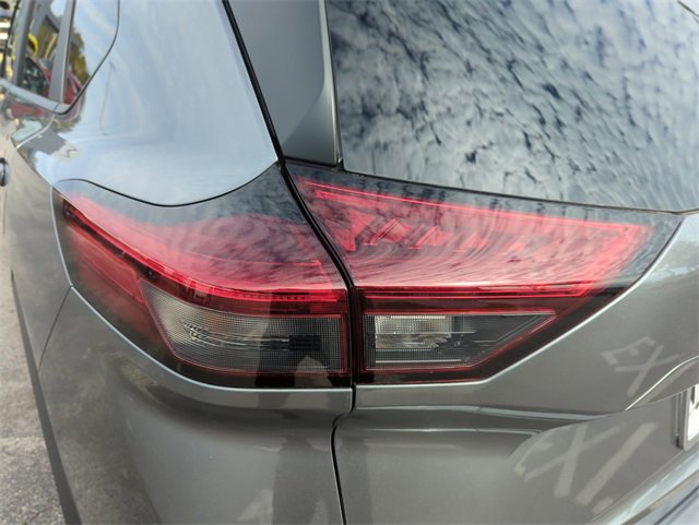 New 2026 Nissan Rogue S image 13