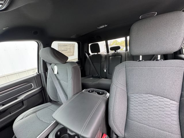 New 2026 RAM 2500 Big Horn AWD/4WD image 40