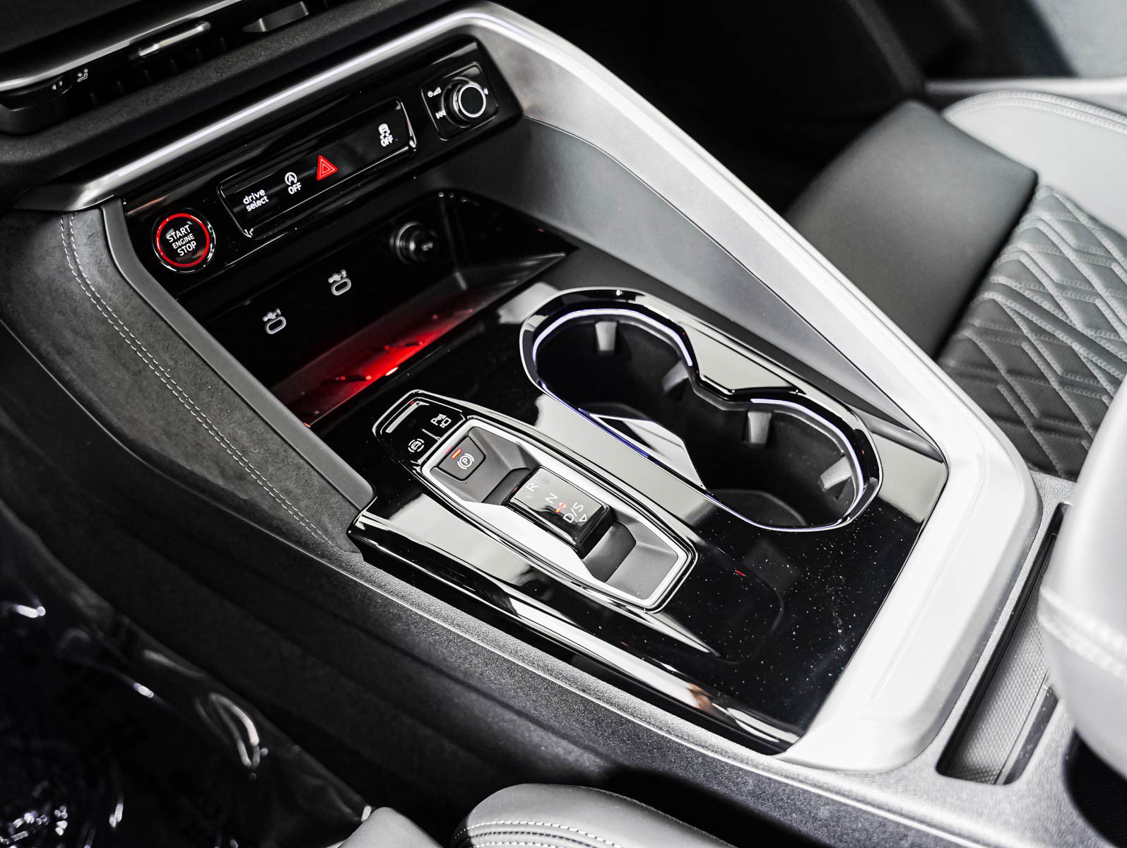 New 2026 Audi SQ5 Premium Plus AWD/4WD image 15