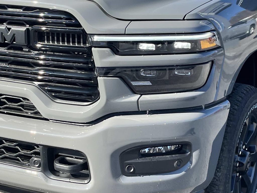 New 2026 RAM 2500 Laramie AWD/4WD image 10
