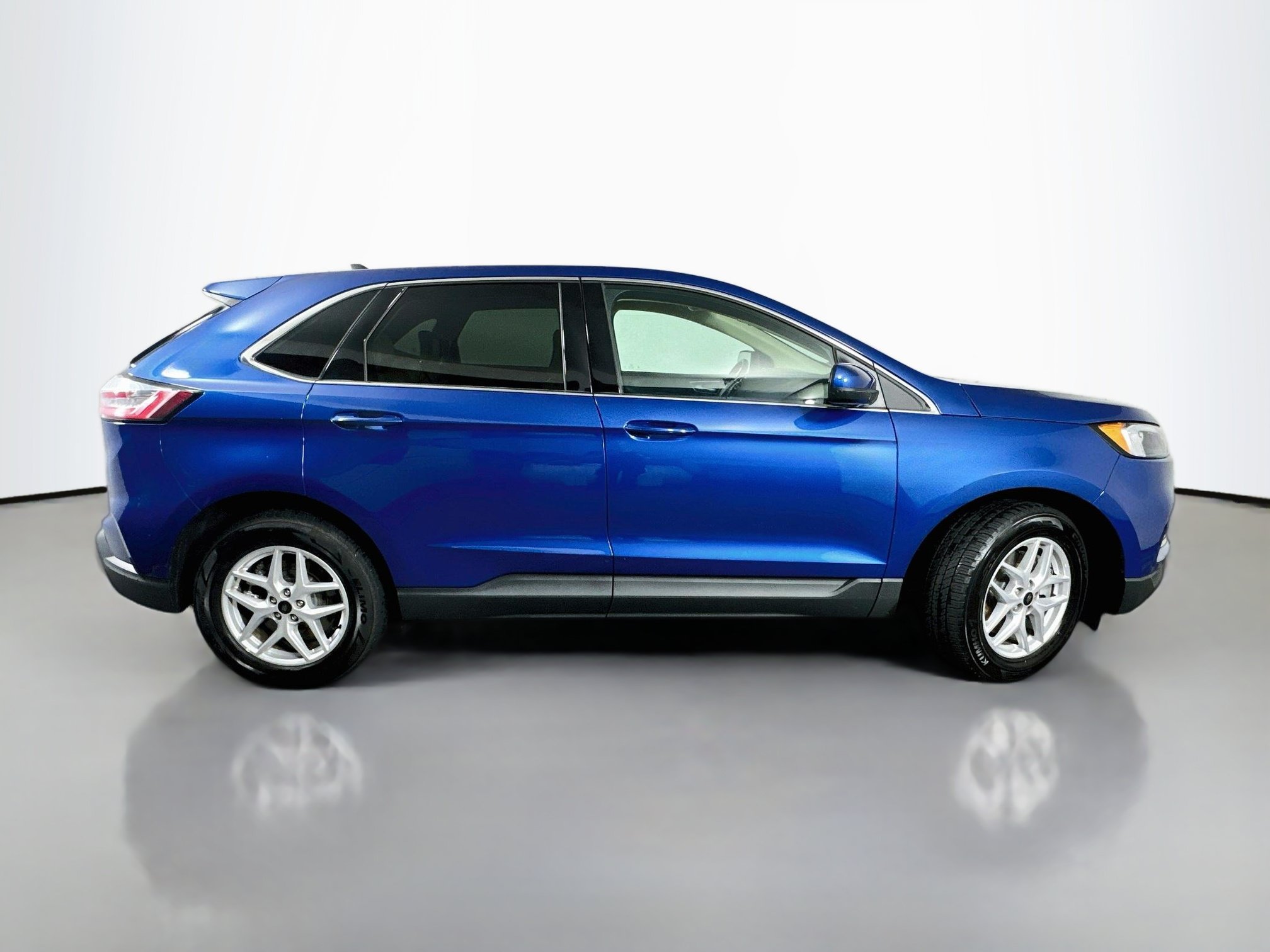 Used 2024 Ford Edge SEL AWD/4WD image 8